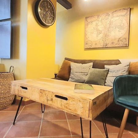 Apartamento Sefardi, Barrio Judio De Hervas Bagian luar foto