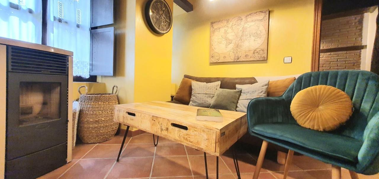 Apartamento Sefardi, Barrio Judio De Hervas Bagian luar foto
