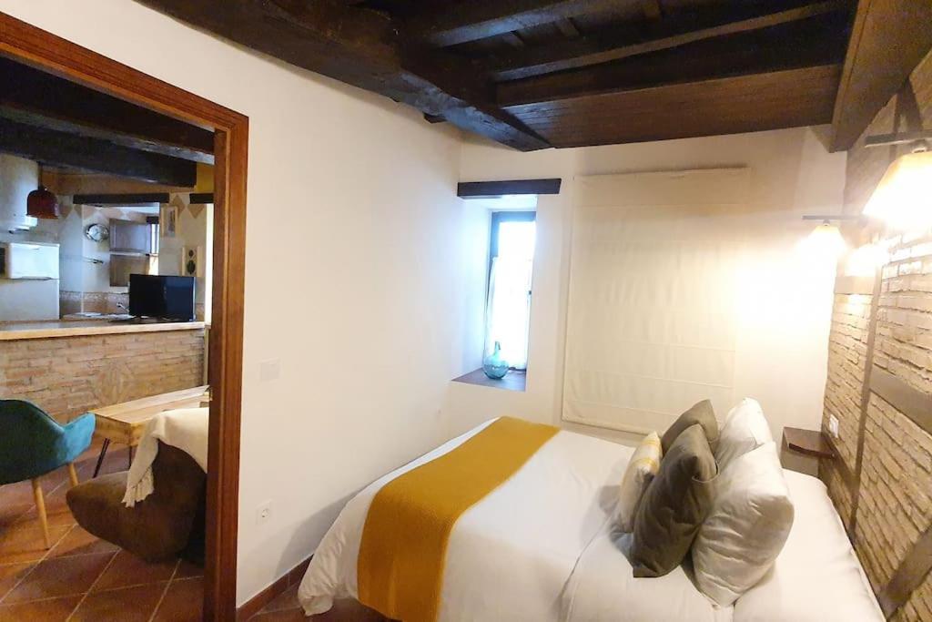 Apartamento Sefardi, Barrio Judio De Hervas Bagian luar foto