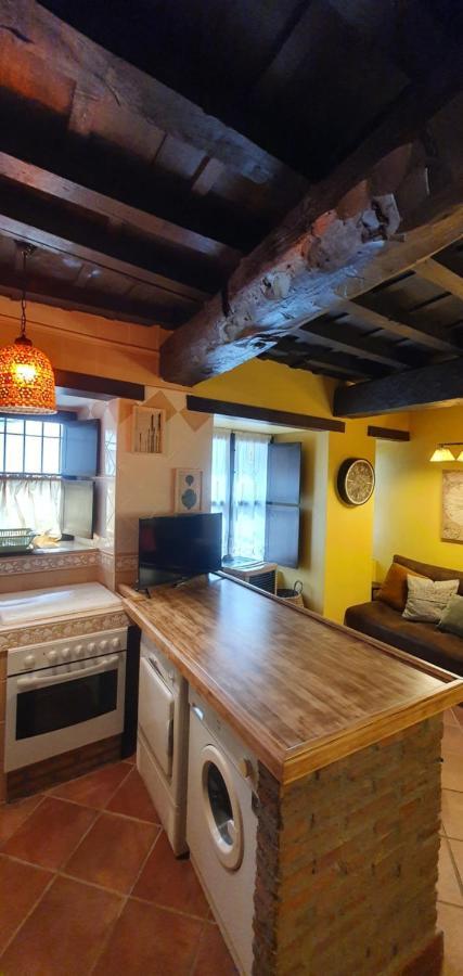 Apartamento Sefardi, Barrio Judio De Hervas Bagian luar foto