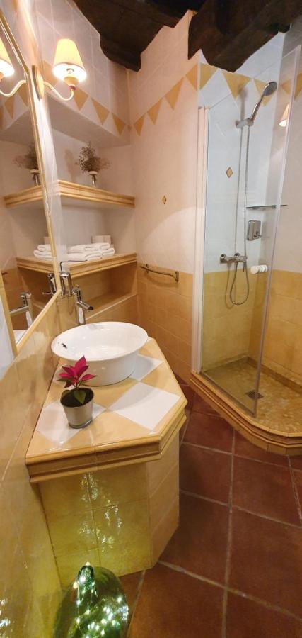 Apartamento Sefardi, Barrio Judio De Hervas Bagian luar foto