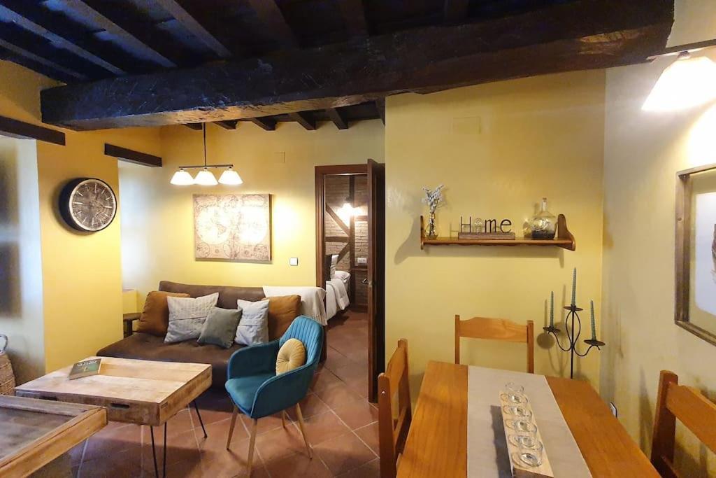 Apartamento Sefardi, Barrio Judio De Hervas Bagian luar foto