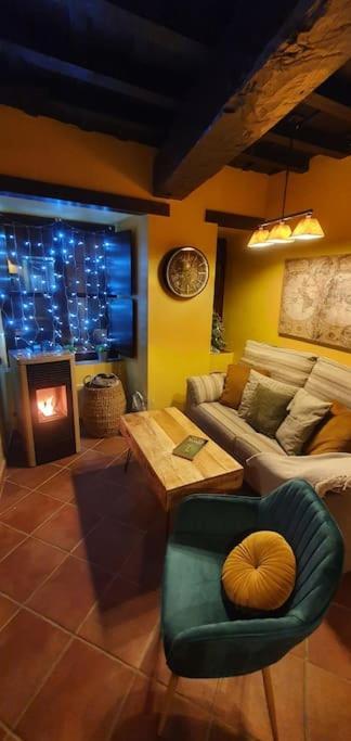 Apartamento Sefardi, Barrio Judio De Hervas Bagian luar foto