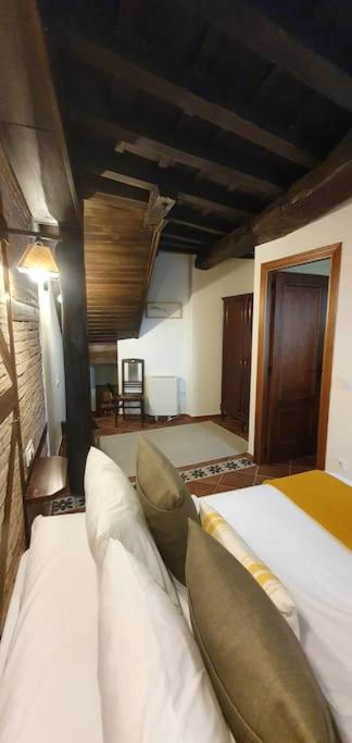 Apartamento Sefardi, Barrio Judio De Hervas Bagian luar foto